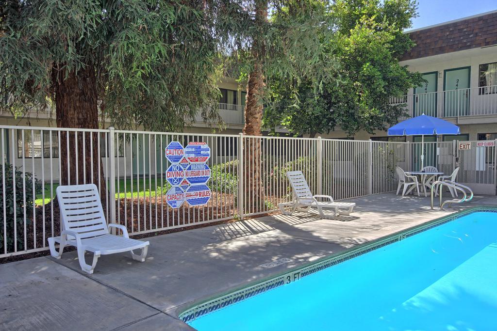Motel 6-Porterville, Ca Экстерьер фото