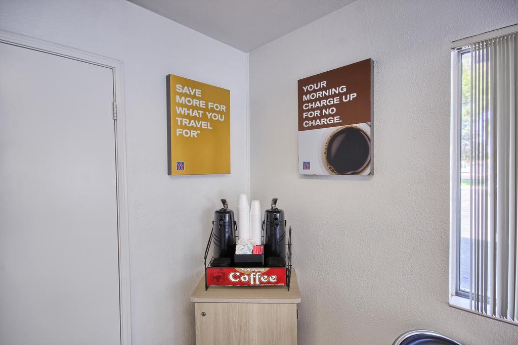 Motel 6-Porterville, Ca Экстерьер фото