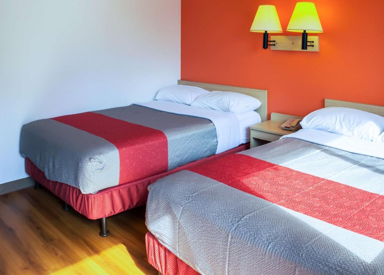 Motel 6-Porterville, Ca Экстерьер фото