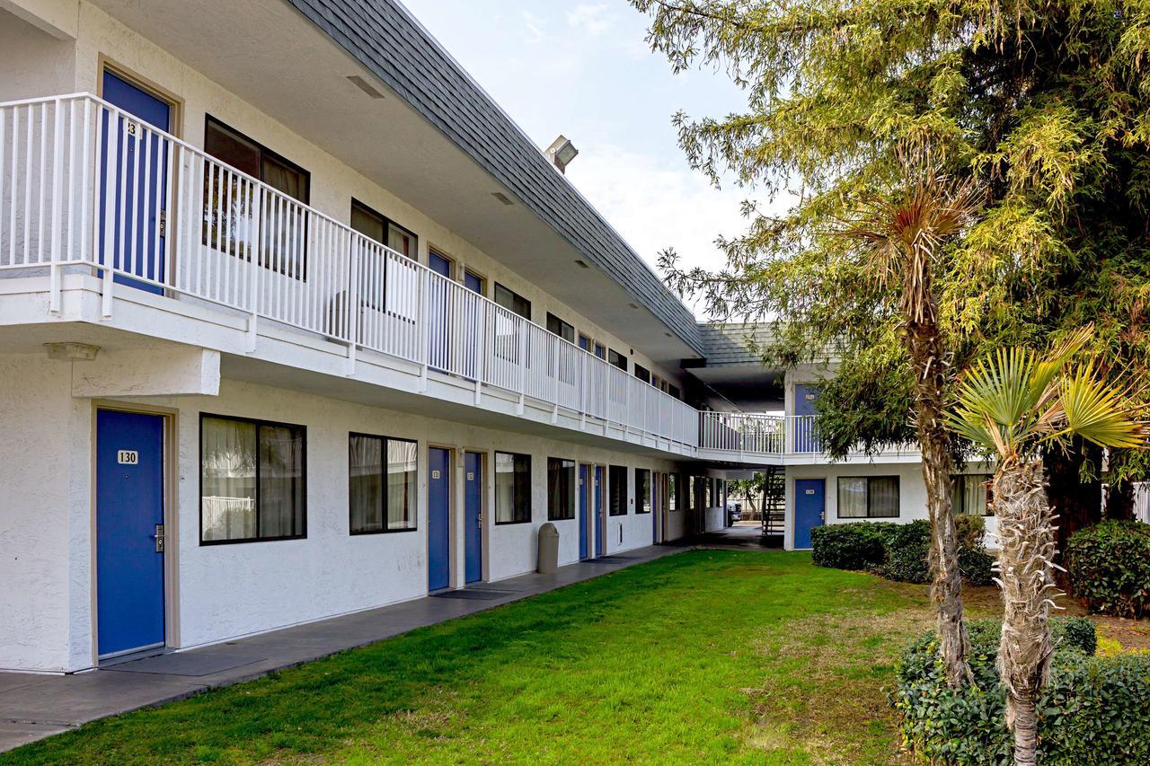 Motel 6-Porterville, Ca Экстерьер фото